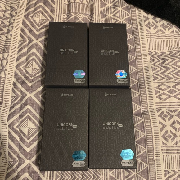 Got four of theses things lol don’t have a Samsung - Picture 2 of 4